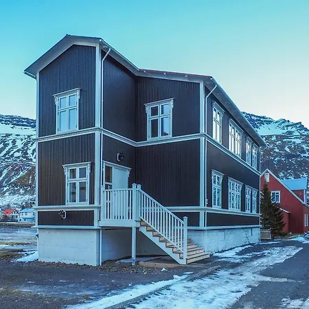 Vith Lonith Guesthouse Seythisfjorthur Exterior photo